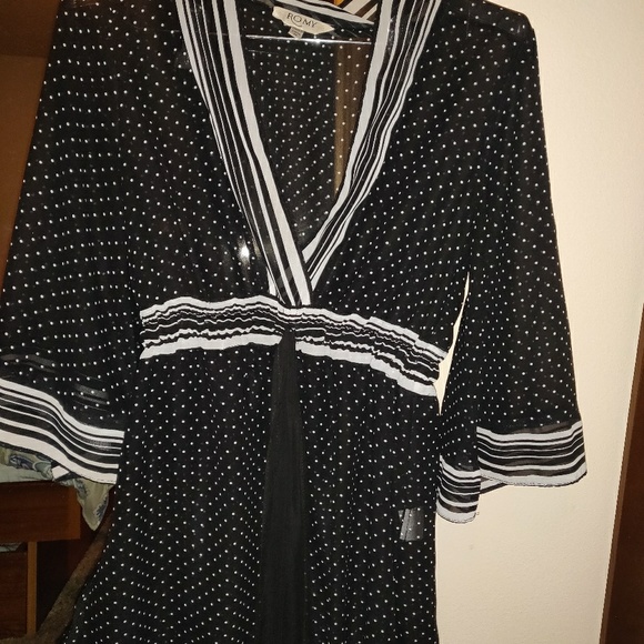 Top size medium - Picture 3 of 3